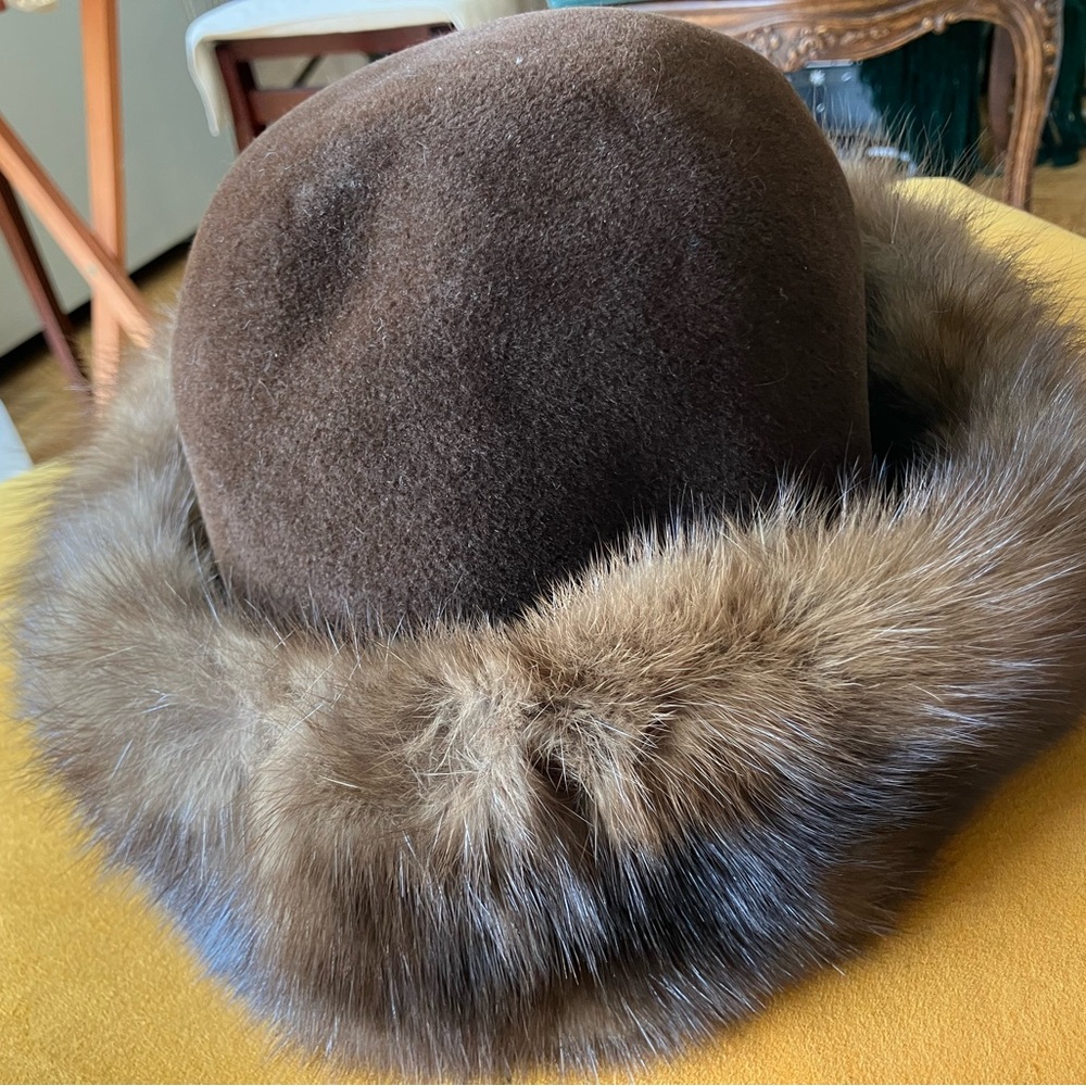 Marshall Brown Hat with Fur Trim - Picture 2 of 3